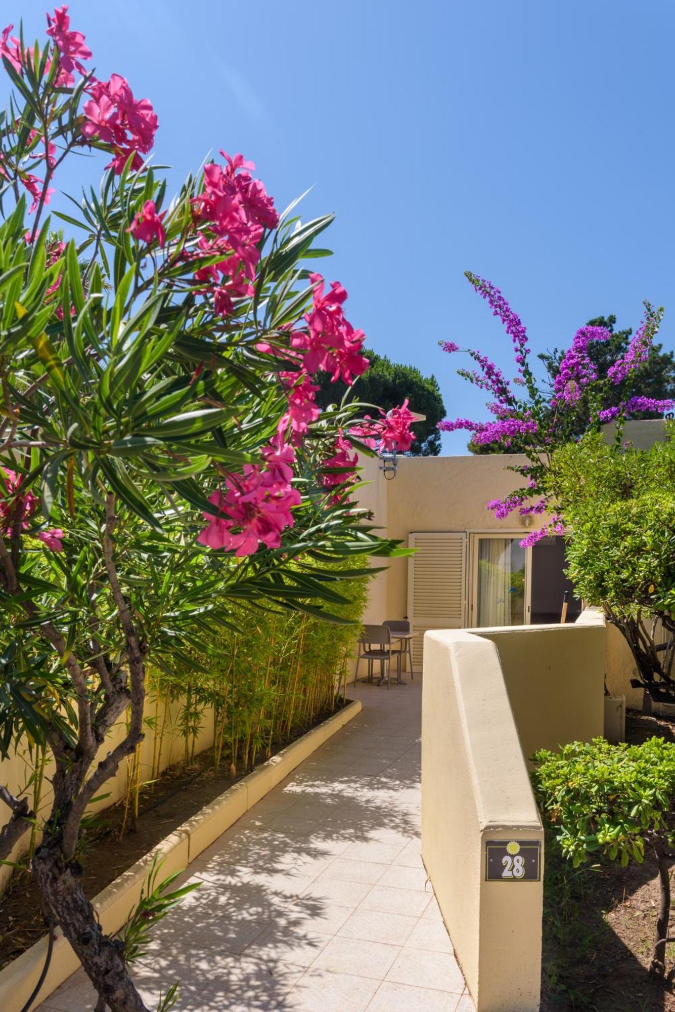 Residence San Pellegrino Folelli Exterior foto